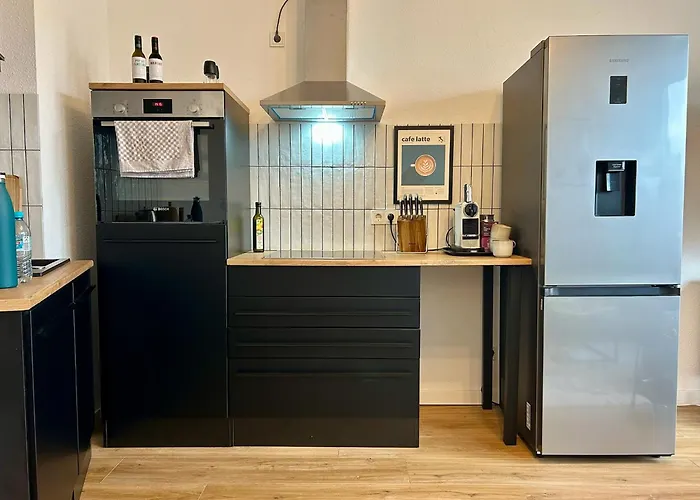 Karl Flats - Netflix - Parkplatz - Balkon Lägenhet *